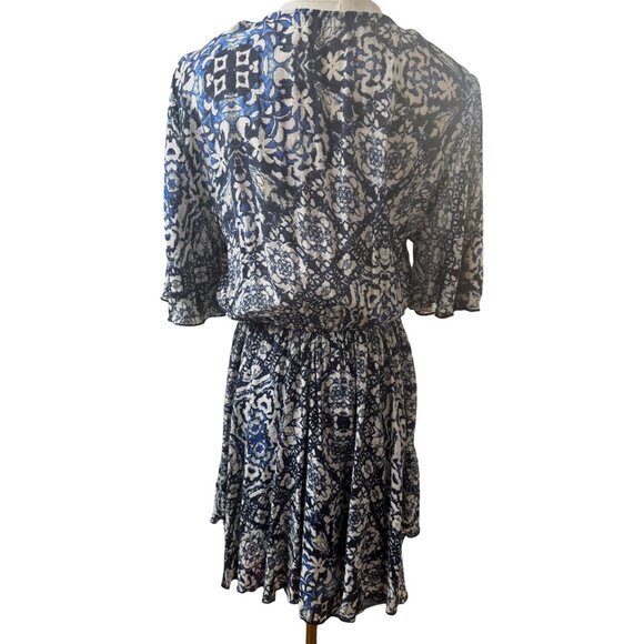 Zara Blue & White Floral Print Small Dress V-Neck - Picture 6 of 12